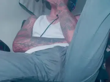 Chaturbate Adult Video Chat of skateboy444