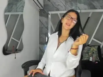 Chaturbate Watch Live Sex Cams of adoraht