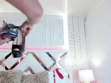 Chaturbate Live Porn of ariellaboobs