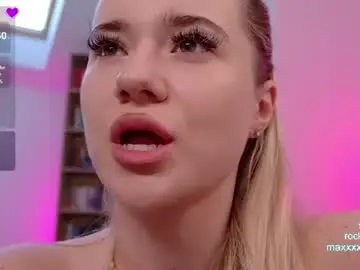 Chaturbate Live Sex Cam of cutiepie69__