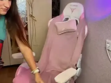 Chaturbate Free Porn Cam of katrin_kristal