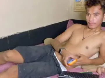 Chaturbate Live Sex Cam of gwapoako100