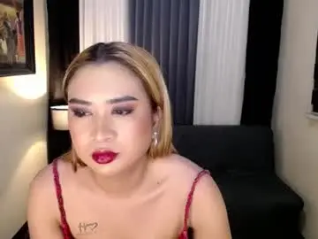 Chaturbate Live Sex Cam of hugemusclecockts