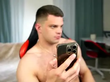 Chaturbate Free Live Porn of danielkraig_for_u