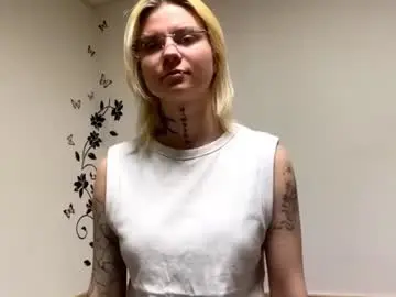 Chaturbate Free Live Porn of elenoretroccoli