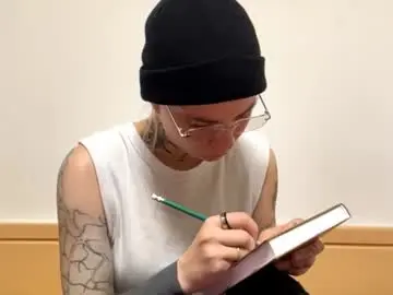 Chaturbate Free Live Porn of elenoretroccoli