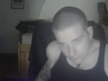 Chaturbate Free Porn Cam of everettpetrov