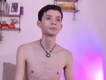 Chaturbate Live Sex Cam of little_twiink