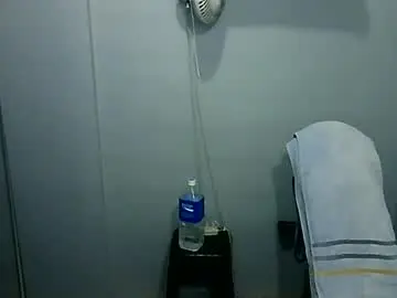 Chaturbate Free Porn Cam of summerrknight