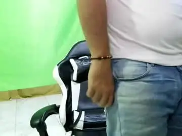 Chaturbate Adult Webcams of aronmiller404