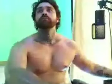 Chaturbate Best live sex cam show of aronmiller404