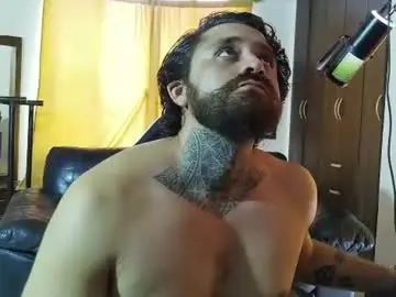 Chaturbate Live Sex of aronmiller404