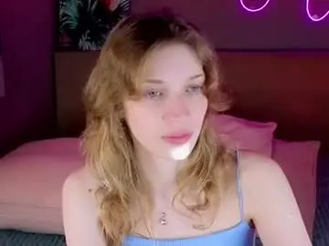Chaturbate Sex Cam of emily_cartex