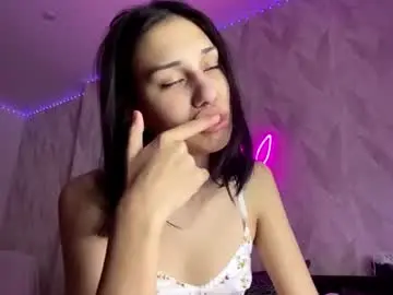 Chaturbate Adult Video Chat of kiaratulowski