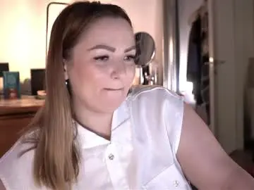 Chaturbate Live Sex Cam of marrygrayes