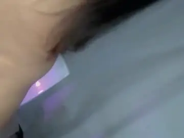 Chaturbate Live Sex Cam of prtty_dapar