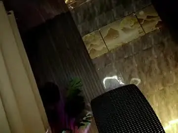 Chaturbate Free Live Porn of prtty_dapar