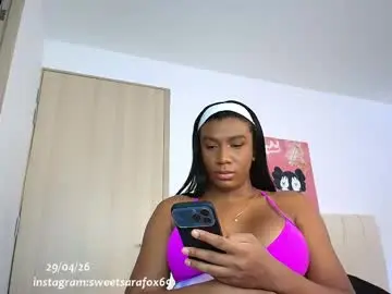 Chaturbate Live Sex Cam of sweetsarafoxxx