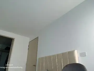 Chaturbate Live Sex of sweetsarafoxxx
