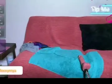 Chaturbate Live Sex Cam of tsfoxx