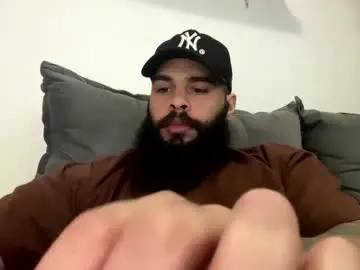 Chaturbate Live Sex Cam of beardmax