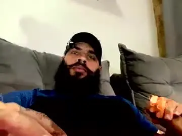 Chaturbate Free Porn Cam of beardmax