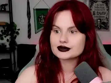 Chaturbate Watch Live Sex Cams of dellacrush_