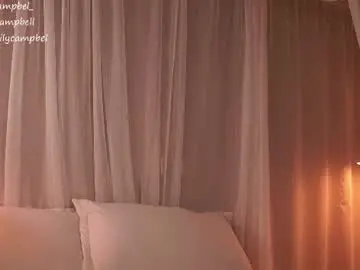 Chaturbate Live Sex Cam of emiilycampbell