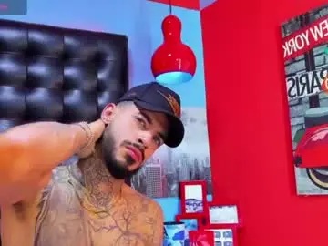 Chaturbate Free Porn Cam of vinzenzrizzo