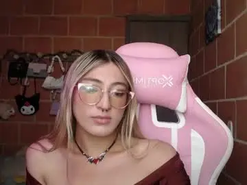 Chaturbate Best live sex cam show of andrea_camila