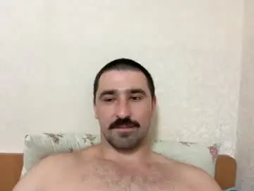 Chaturbate Sex Cam of hard_to_obey