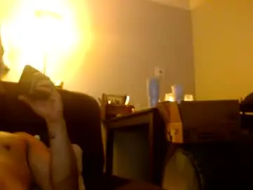 Chaturbate Live Sex Cam of castle_frank91
