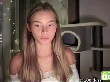 Chaturbate Watch Live Sex Cams of roxxxie_reid