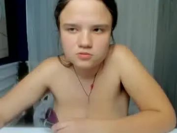 Chaturbate Free Porn Cam of adelecruzz