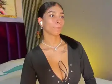 Chaturbate Live Porn of laura_aristizabal_19