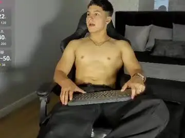 Chaturbate Free Porn Cam of noah_clarkk
