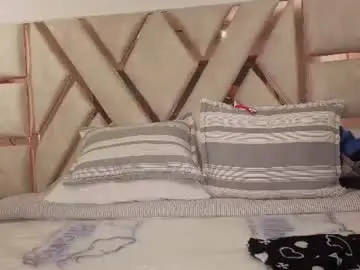 Chaturbate Live Sex Cam of adesypersefonevg