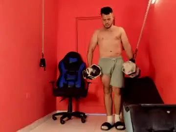 Chaturbate Sex Chat of damian_lux69