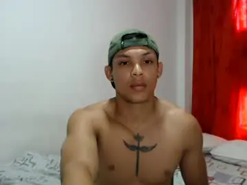 Chaturbate Live Porn of braddhott__