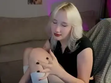 Chaturbate Free Porn Cam of chrome_nova