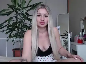 Chaturbate Adult Video Chat of shyevaa