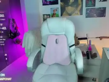 Chaturbate Free Live Porn of miakush_
