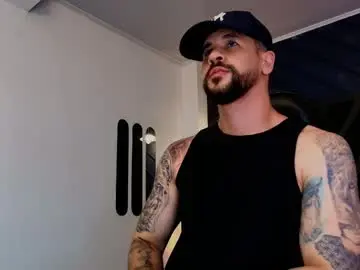 Chaturbate Adult Video Chat of petesevans_1