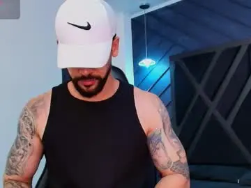 Chaturbate Free Porn Cam of petesevans_1