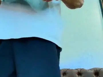 Chaturbate Live Sex Cam of petesevans_1