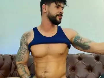 Chaturbate Sex Cam of petesevans_1