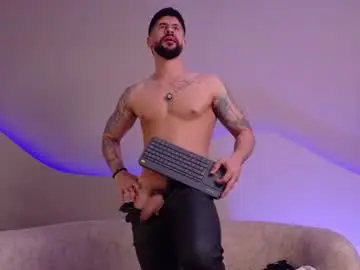 Chaturbate Adult Webcam of petesevans_1