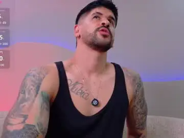Chaturbate Best live sex cam show of petesevans_1