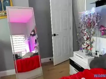Chaturbate Sex Cam of wildwifebarbie