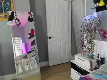 Chaturbate Free Live Porn of wildwifebarbie